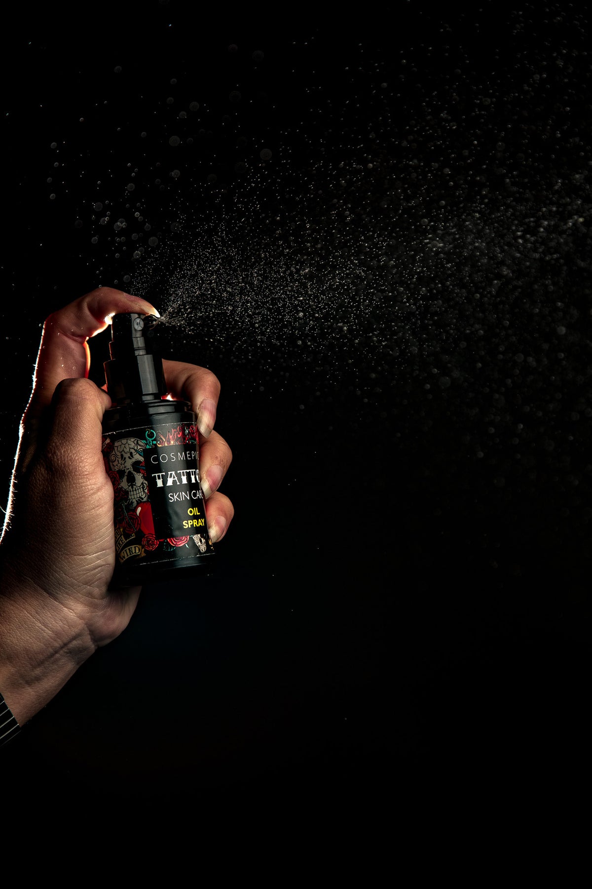 Aplicación Oil Spray Tattoo SkinCare